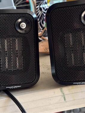 Profusion Cosmetics Black Desktop Speakers (Pair)